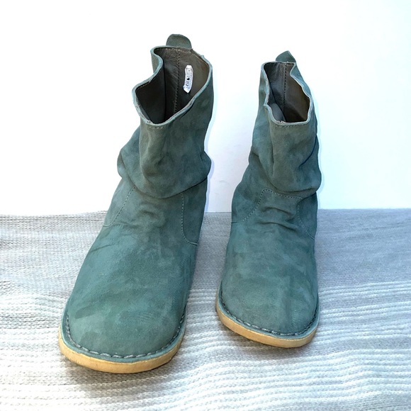 Oliberte suede booties - Picture 3 of 7